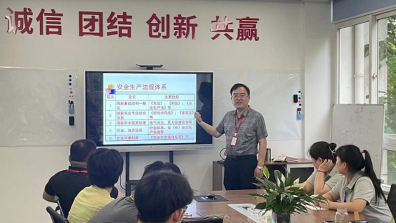 上海管理培训服务流程：揭秘职场进阶之路
